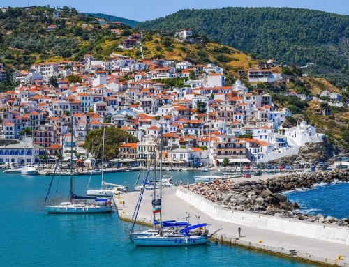 Where to go for sailing vacations in Greece?
